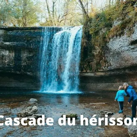 Superbe Appartement Au Coeur Du Jura Champagnole Exterior foto
